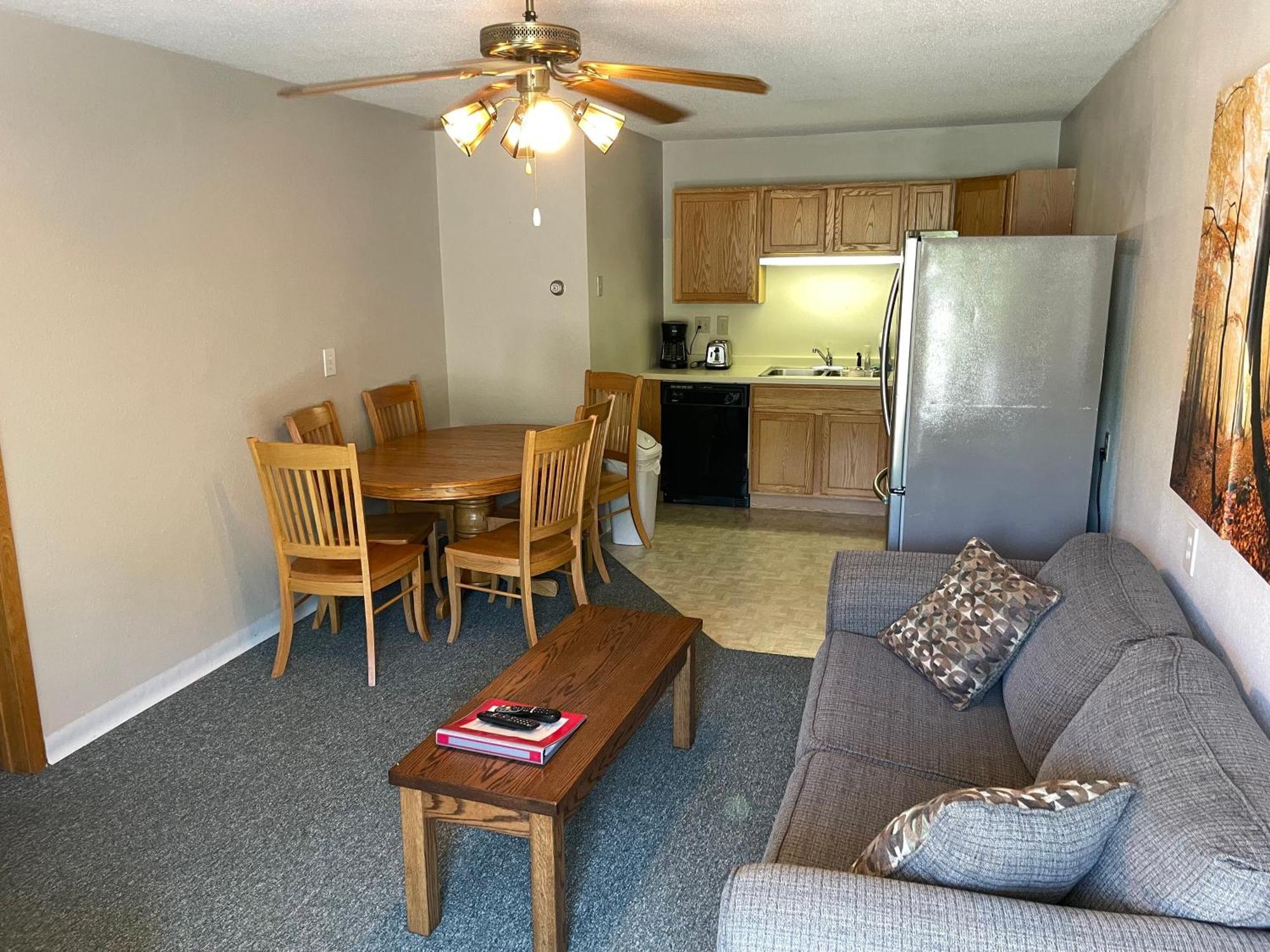 Trails Inn Quadna Mountain Motel & Rv Park Hill City المظهر الخارجي الصورة